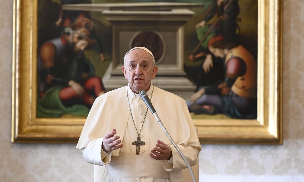 Papa: tempo di gravi disagi, unità prevalga sui conflitti