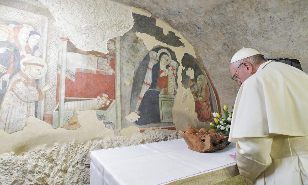 Papa:riscoprire il presepe,farlo ovunque