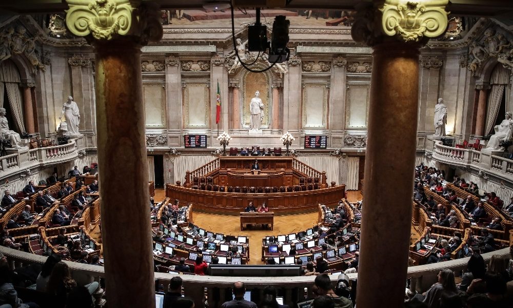 Parlamento Portogallo approva eutanasia