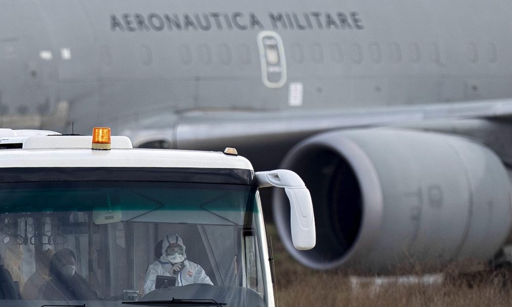Partito aereo per rimpatrio di Niccolò