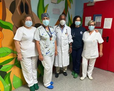 Banditi in gioielleria, ferito il titolare