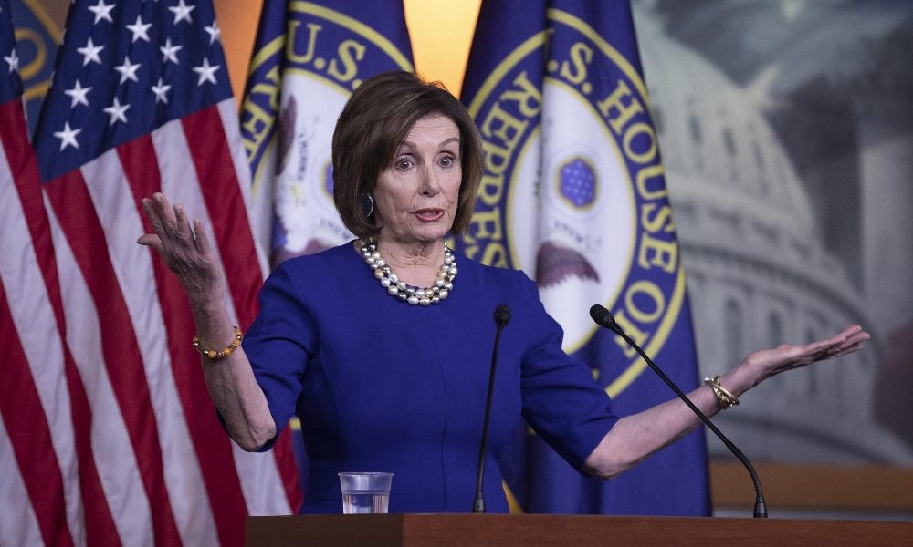 Pelosi, Trump ha stracciato costituzione