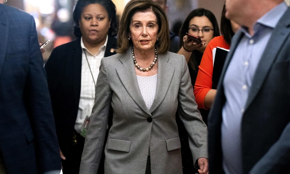 Pelosi, impeachment Trump per sempre