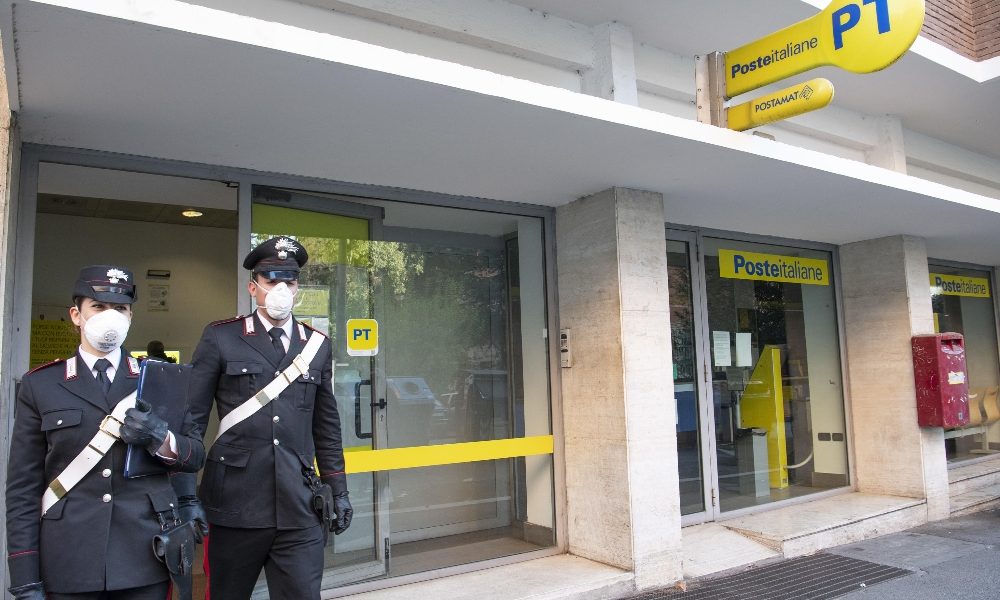 Pensioni: Poste, assegni luglio in pagamento dal 24 giugno
