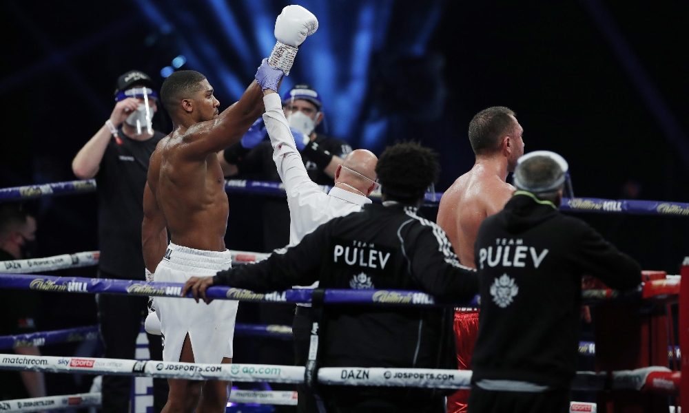 Pesi massimi, Joshua resta il campione