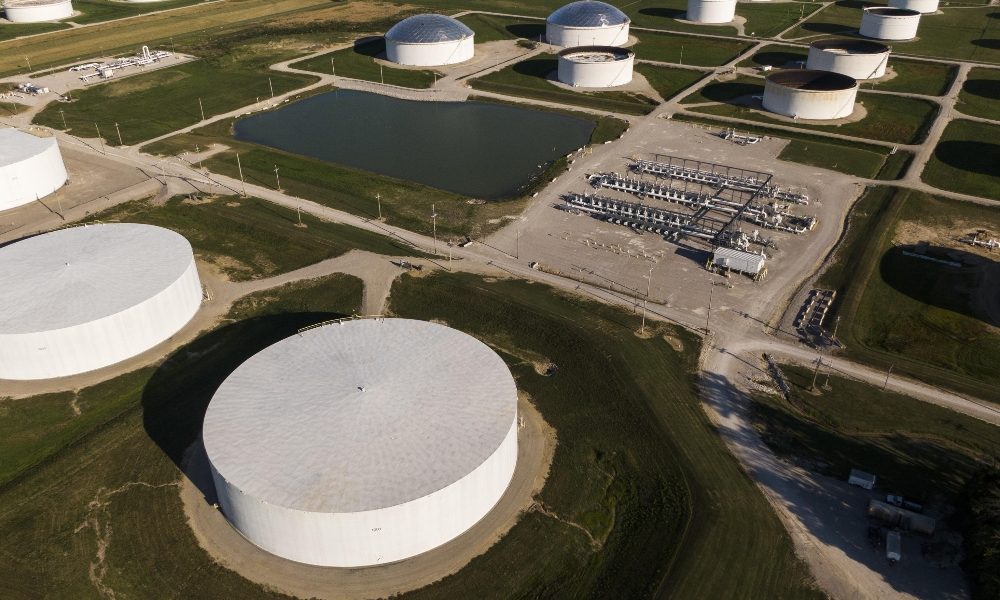Petrolio: chiude in calo a New York a 64,80 dollari