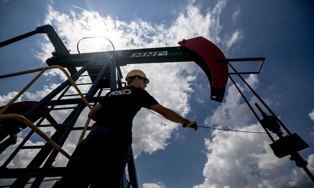 Petrolio: in rialzo a Ny, a 40,82 dollari