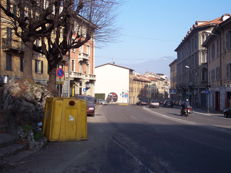 Como, licenza sospesa a un locale di piazza San Rocco