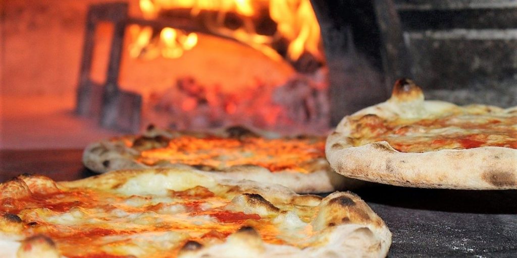 Arriva la truffa delle 30 pizze: denunciato un comasco