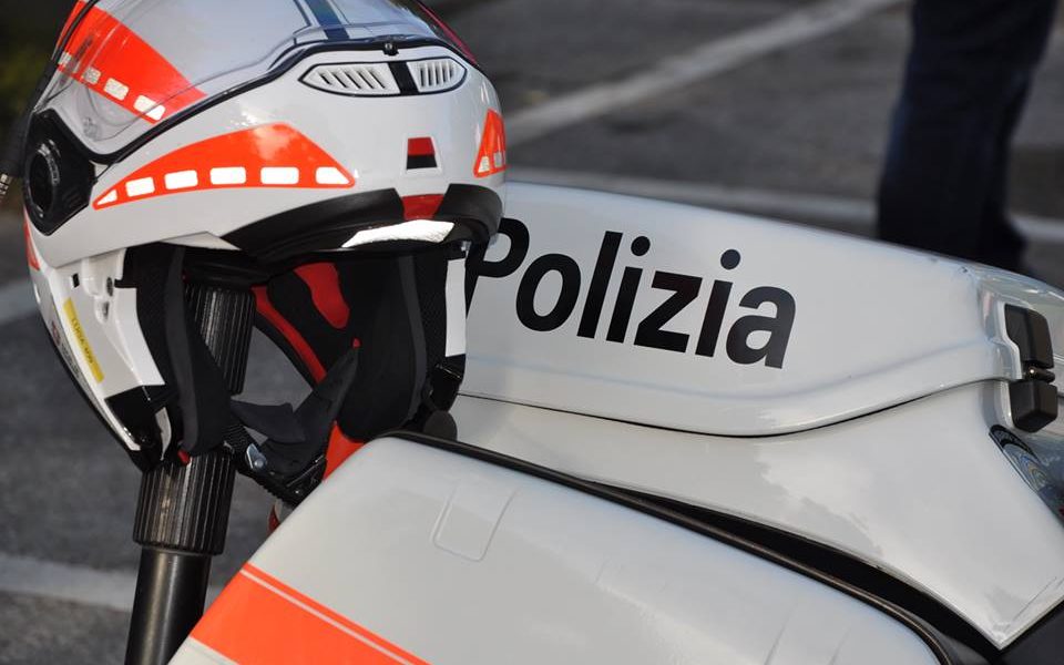 Canton Ticino, la polizia prepara la battaglia contro gli “smarmittati”