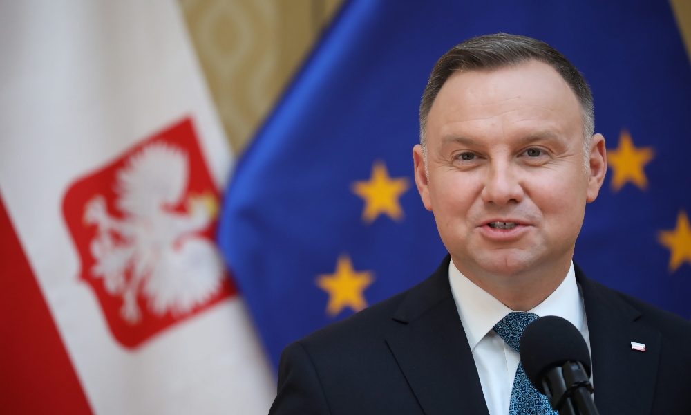 Polonia: sondaggio, Duda potrebbe perdere al ballottaggio