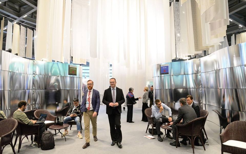 “Proposte” sotto assedio pensa all’addio. «Concorrenza sleale all’esterno della fiera»