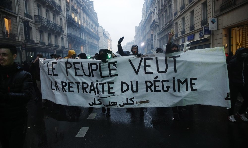 Protesta a Parigi, governo farà proposte