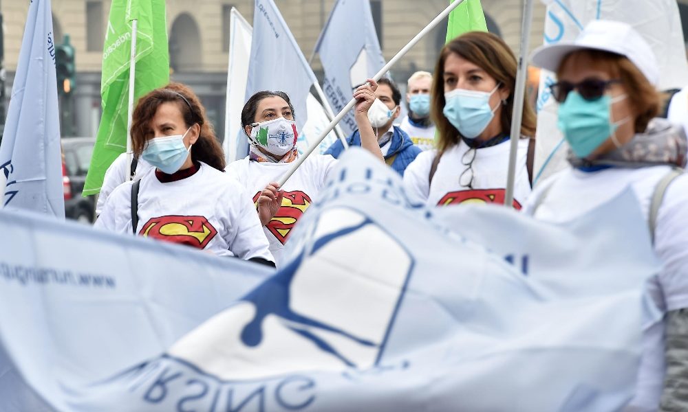 Protestano infermieri Piemonte, subito 3.500 assunzioni