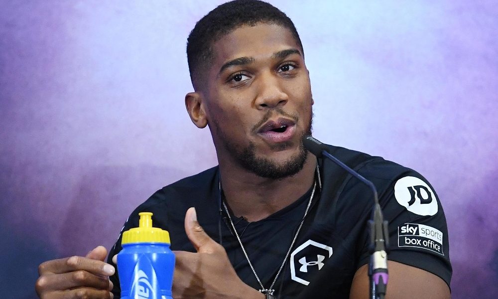 Pugilato:Joshua in isolamento ‘ha incontrato Principe Carlo’