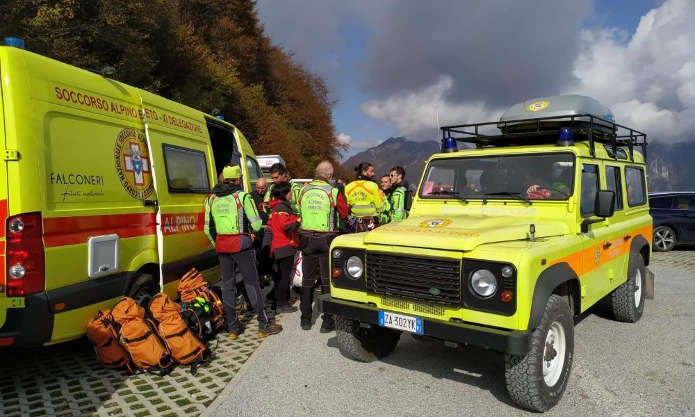 Recuperati escursionisti nel Bresciano