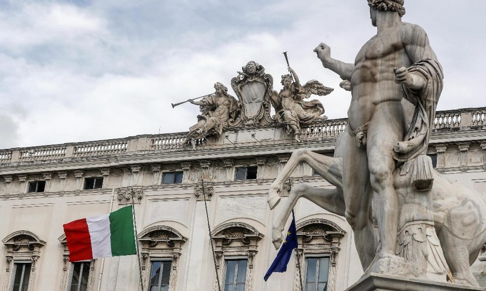 Referendum: Leu parte davanti Consulta