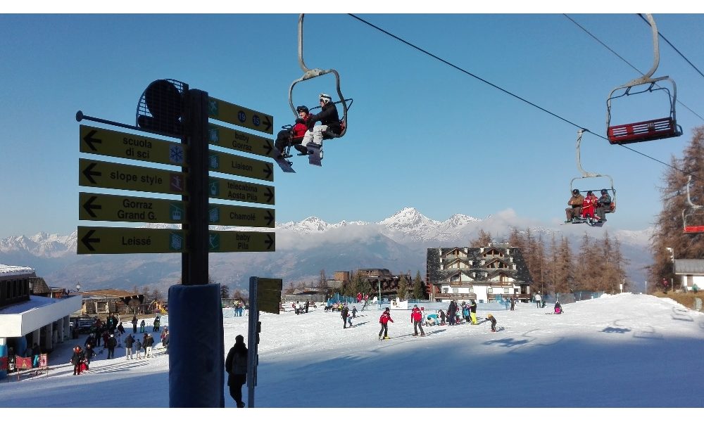 “Per chi suona la montagna”, il flash mob sulle piste