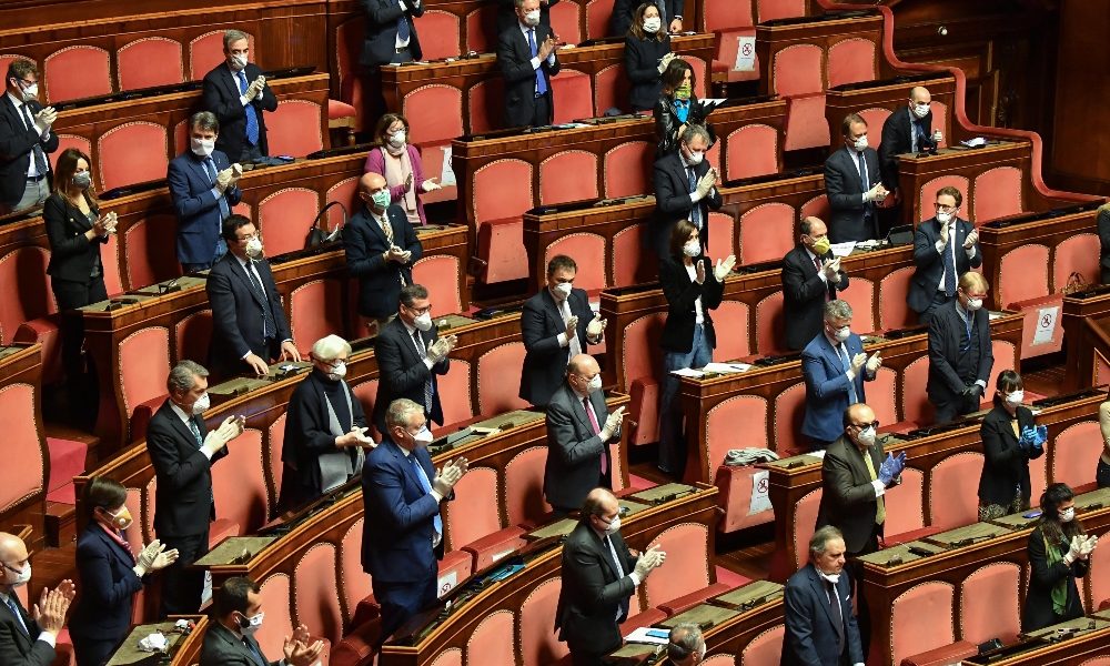 Renzi, commissione inchiesta su virus