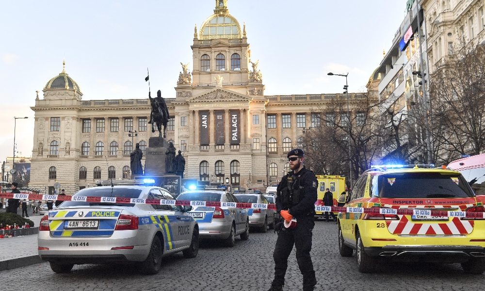 Rep. ceca espelle due diplomatici russi