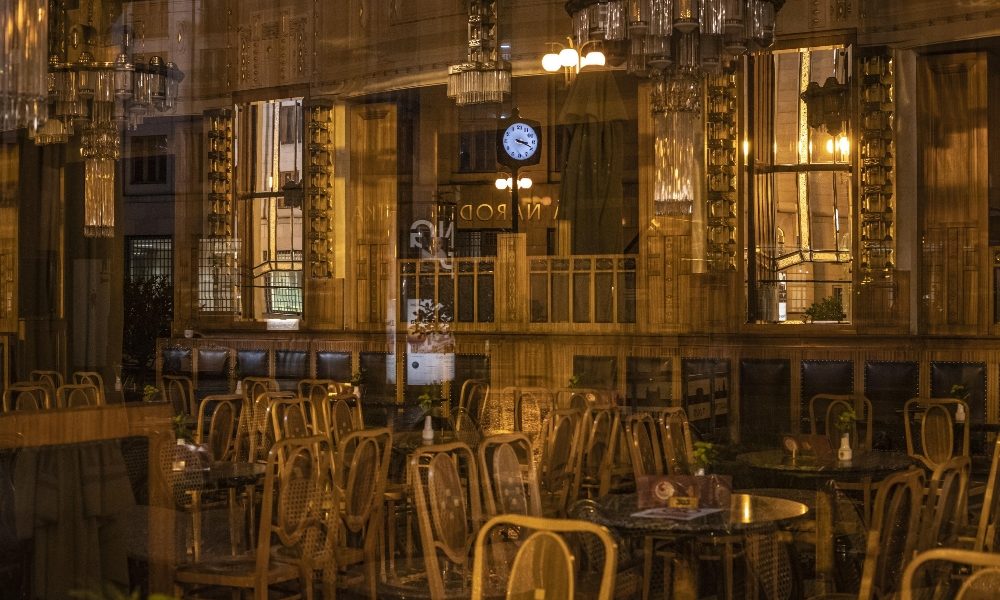 Repubblica Ceca chiude scuole e locali per 3 settimane