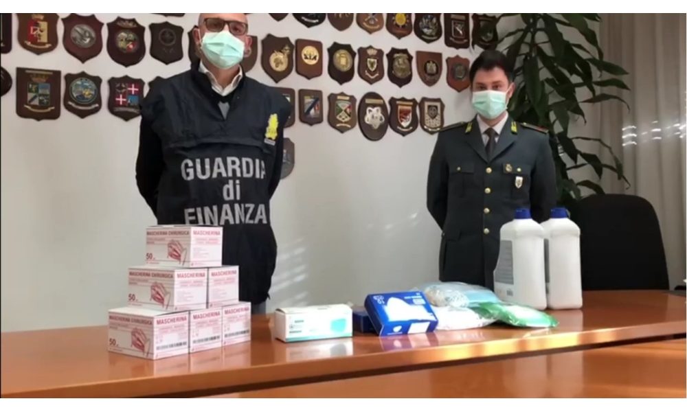 Rincari fino a 800% su Dpi, 5 denunce