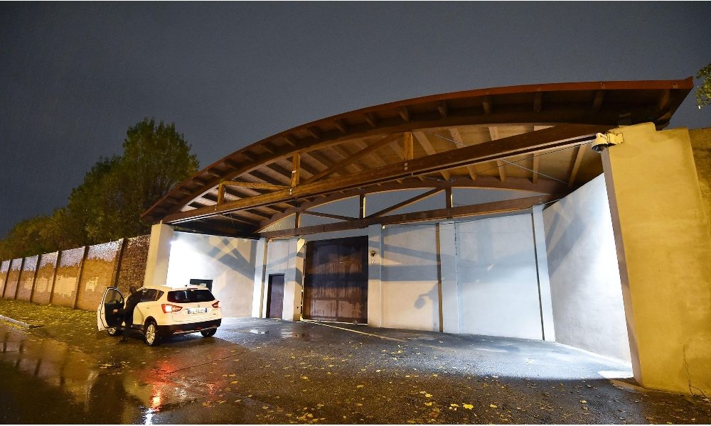 Rivolta Cpr Torino, feriti 5 poliziotti