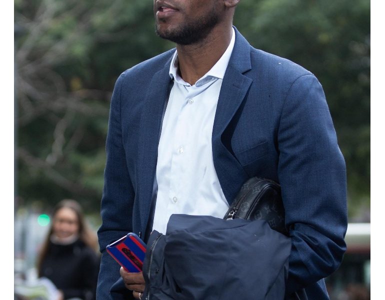 Rivoluzione Barcellona, salta anche il ds Abidal