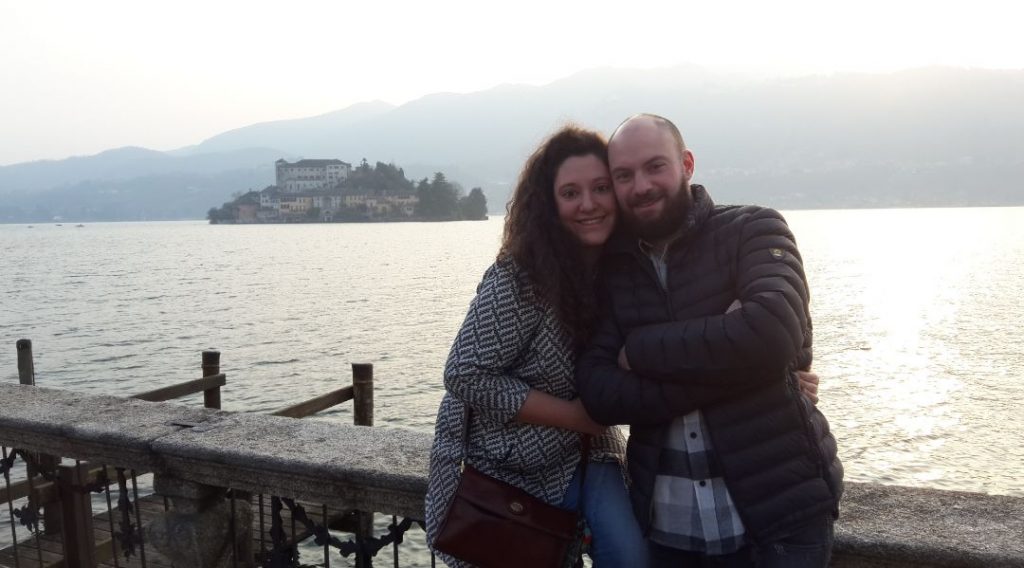Roberta e Matteo, due cuori e un libro nell’era Covid