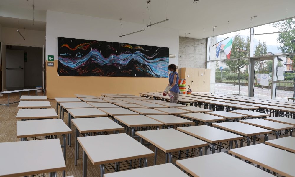Pandemia a scuola, in quarantena 5mila studenti