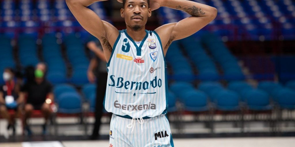 Cantù, esordio in salita. Perde 101-71 contro Milano