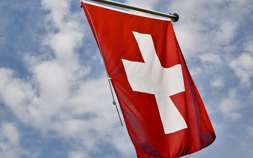 Svizzera, nessuna limitazione all’ingresso e nessun caso di coronavirus