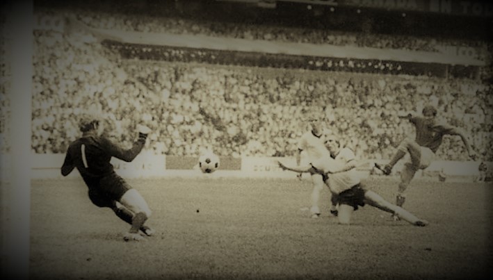 In onda questa sera “la partita del secolo”, Italia-Germania 4-3 con la rete di Tarcisio Burgnich