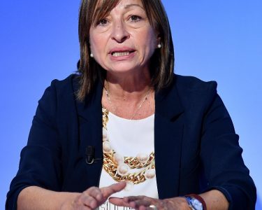 Acqua razionata a Magreglio. Il Comune: «Non siamo pazzi, manca per fatti oggettivi»