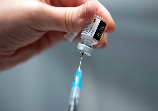 Anziani autopresentati, in 247 nei centri vaccinali di Asst