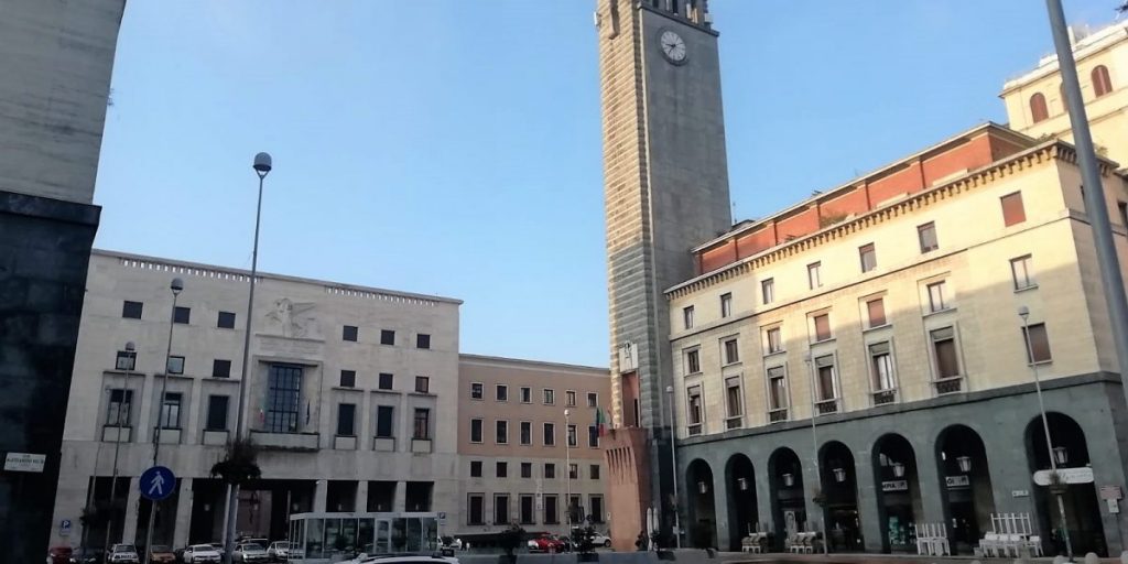La mobilità del futuro a Varese sale in tram. I promotori: «Idea realizzabile anche a Como»