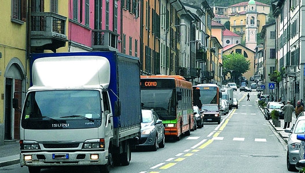 «La Città dei Balocchi non deve isolare via Milano Alta». Confesercenti preoccupata