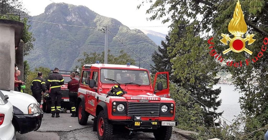 Cade nei boschi sopra Lezzeno: soccorso per un escursionista tedesco