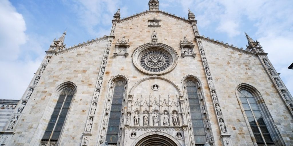 Domani su Espansione Tv la messa di Pasqua in diretta dalla Cattedrale di Como