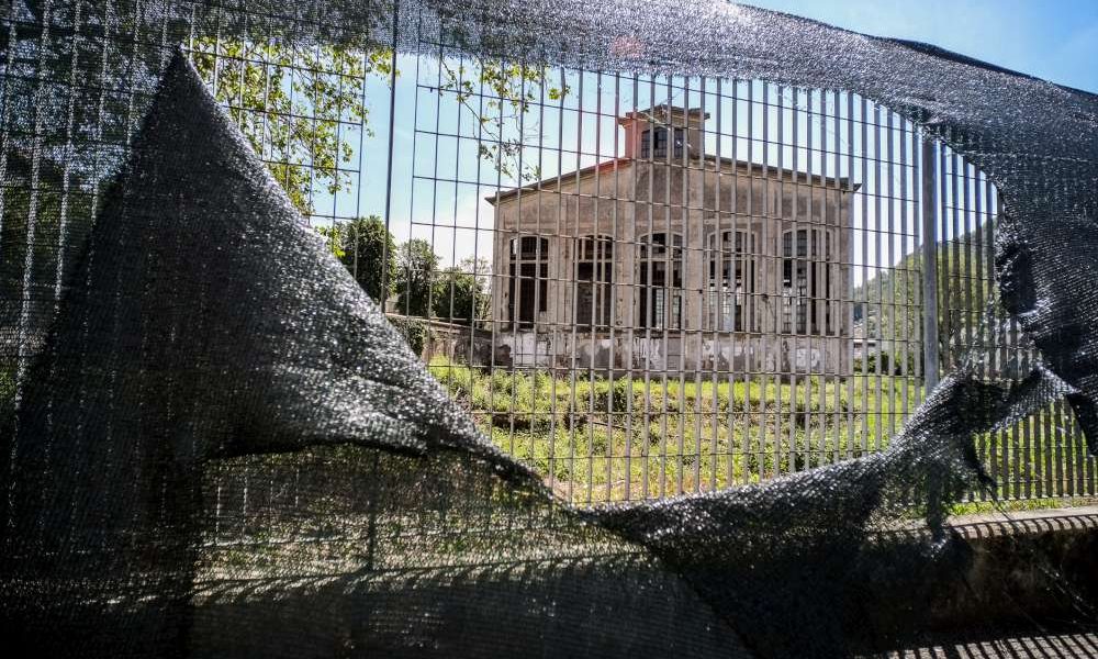 Il buco nero della Ticosa inghiotte il futuro di Como: delusione, sconcerto e rabbia tra chi vive in città