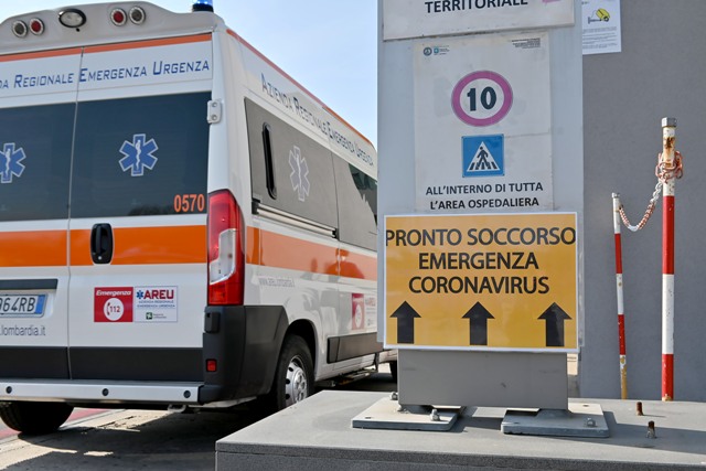 Allarme Ats per la ripresa delle scuole. Il vaccino da metà gennaio