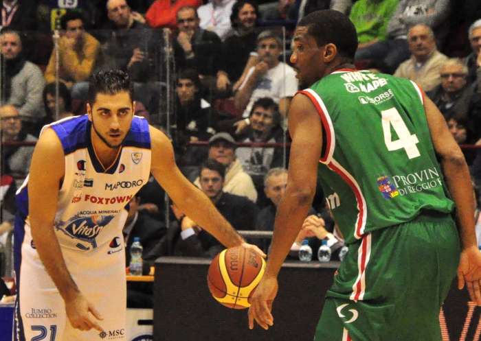 Cantù al lavoro per  gara interna  con la Fortitudo Bologna