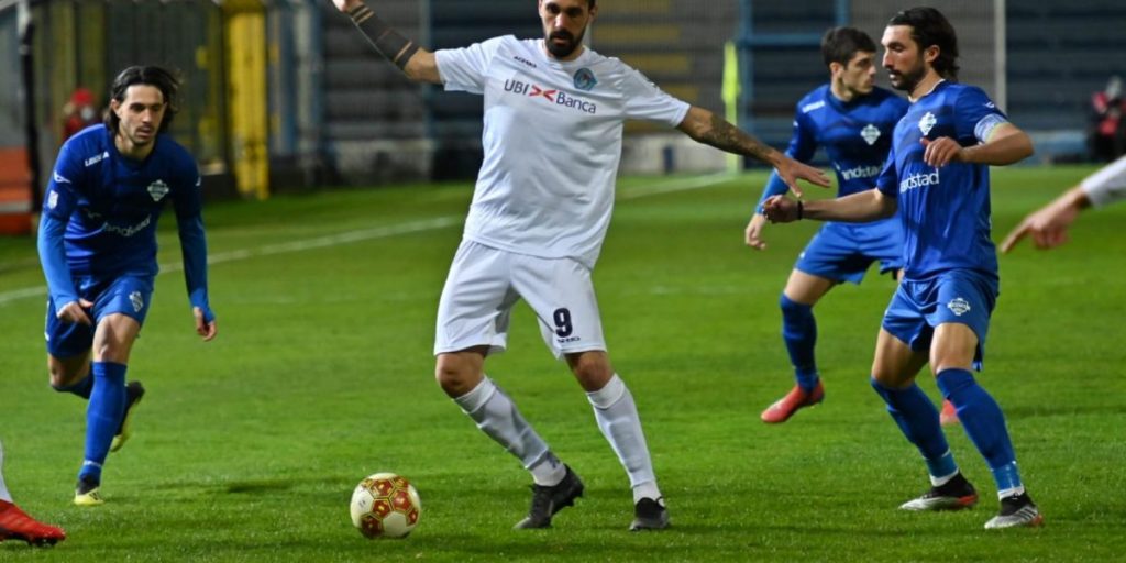 Como, clamorosa sconfitta interna con l’AlbinoLeffe