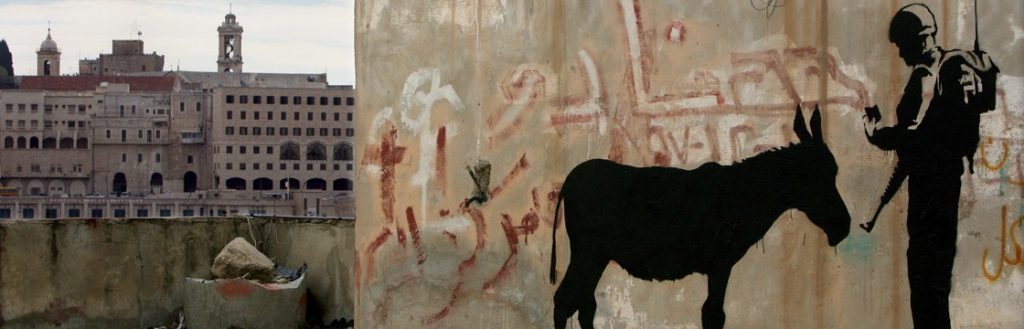 Banksy a Montano Lucino con il film di Proserpio