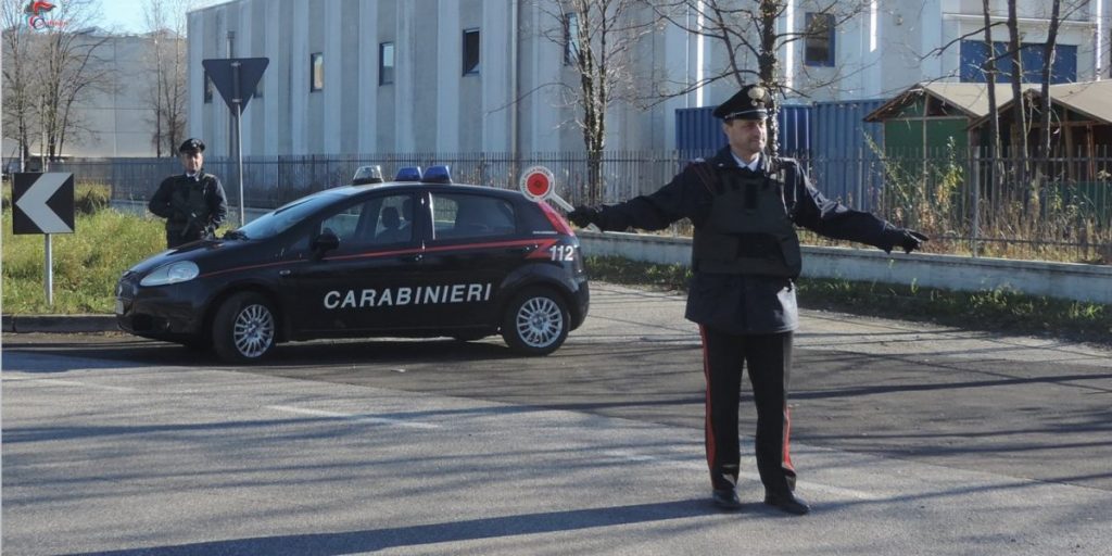 Rubava nella casa in cui lavorava, denunciata donna di 48 anni