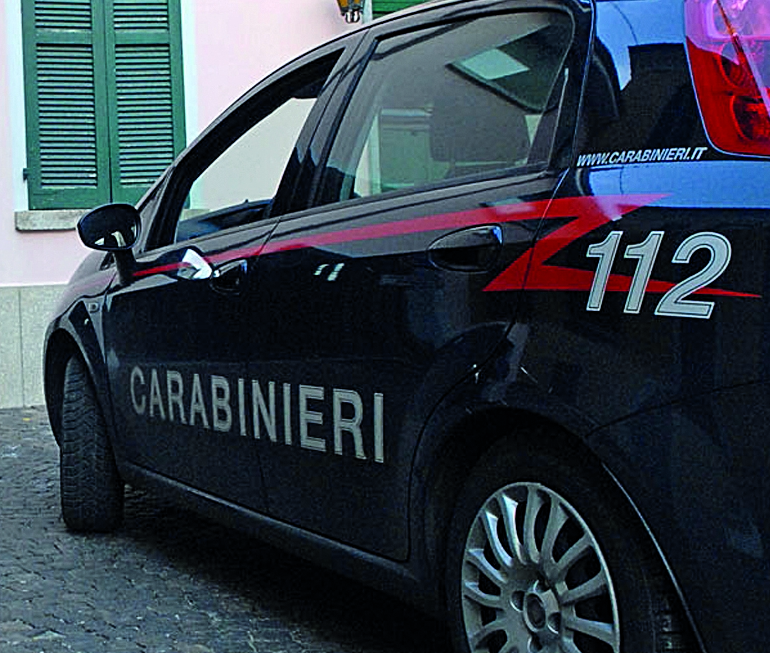 Furto a Cassina Rizzardi, denunciate due donne