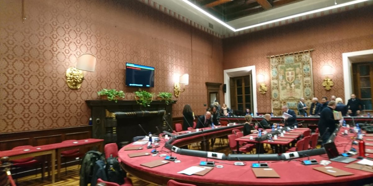Como, salta di nuovo il consiglio comunale. Centrodestra in piena crisi