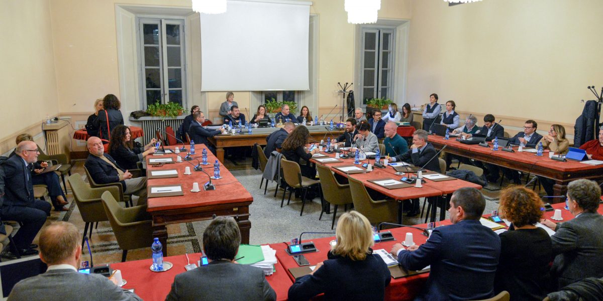 L’assessore Negretti: «Regolamento di Polizia locale. Vado avanti sulla mia strada»