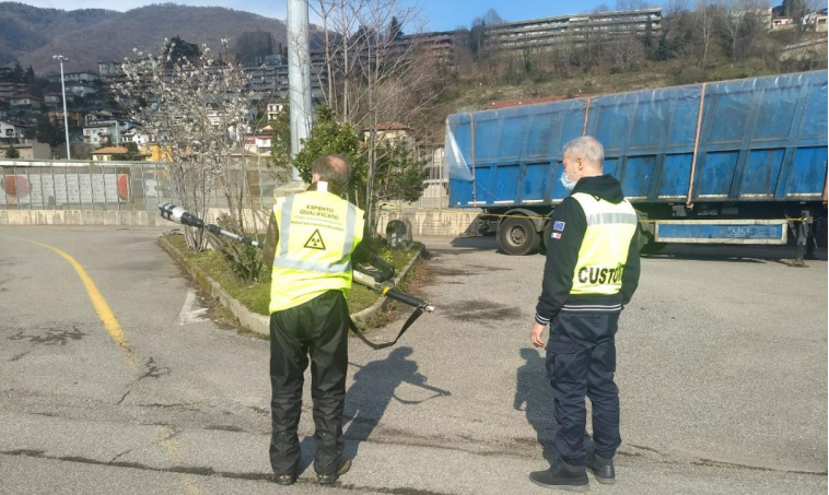 Carico radioattivo al valico di Brogeda: la causa potrebbe essere un parafulmine