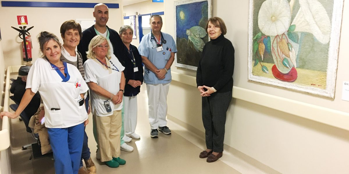 L’artista Ornella Reni dona due dipinti all’Ospedale Sant’Anna